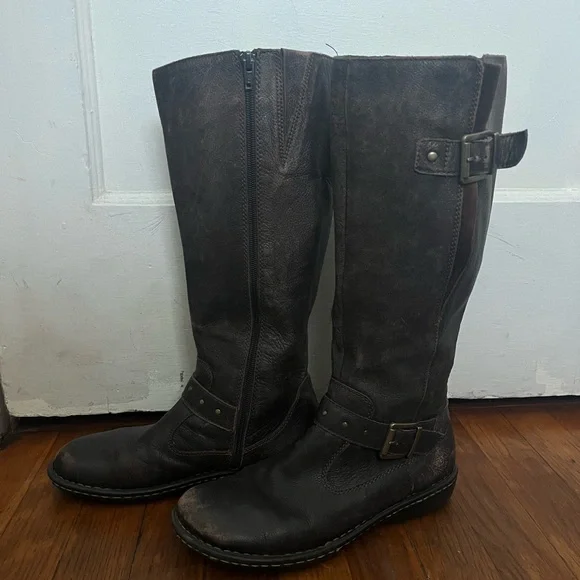 BOC Women’s size 8 High Brown Leather Boots with Buckle - Picture 4 of 7